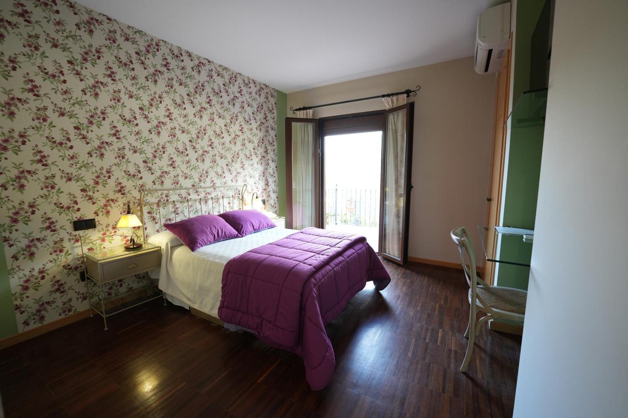 Hotel Rural Y Restaurante, Rinconcito De Gredos Куэвас-дель-Валье Экстерьер фото